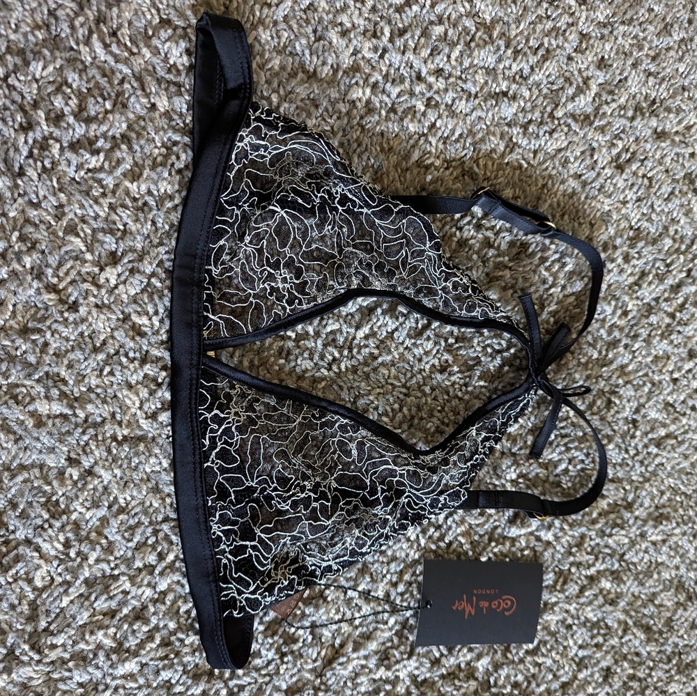 Coco de mer bra